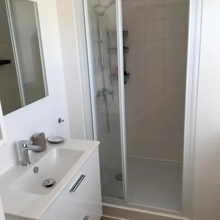 דירה Superbe Avec Terrasse Vue אמבלטוסה